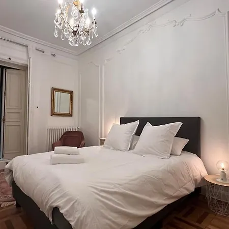 Le Seventies Bouzigues